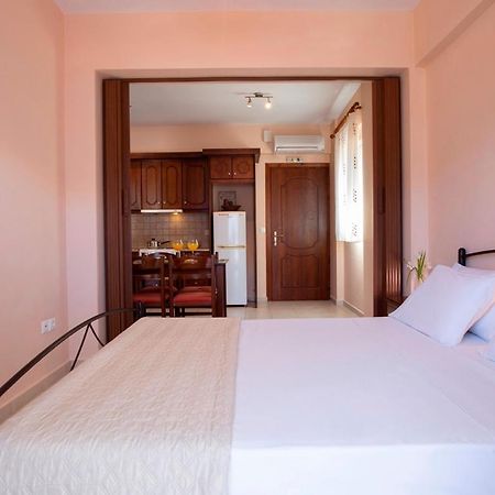 Liotrivi Apartments Vasilikí Dış mekan fotoğraf