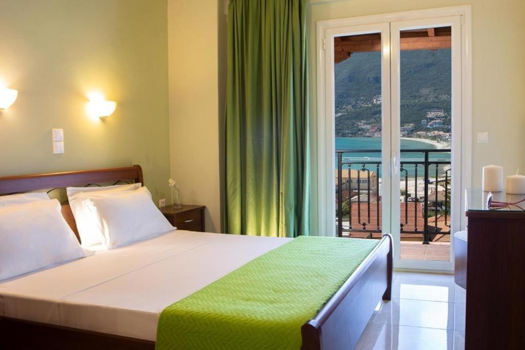 Liotrivi Apartments Vasilikí Dış mekan fotoğraf