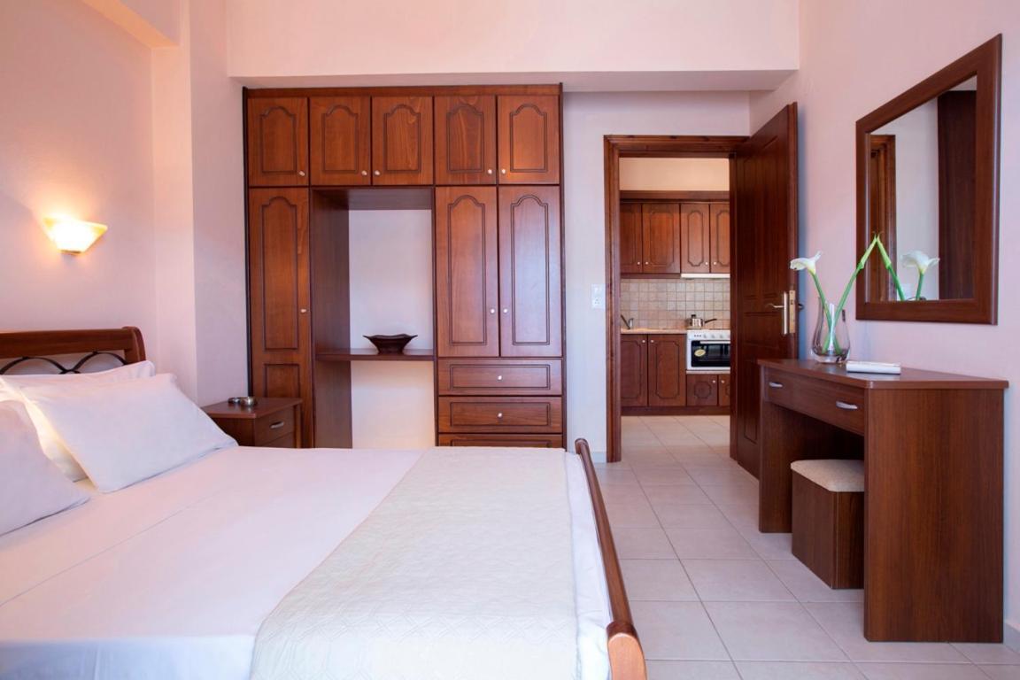 Liotrivi Apartments Vasilikí Dış mekan fotoğraf